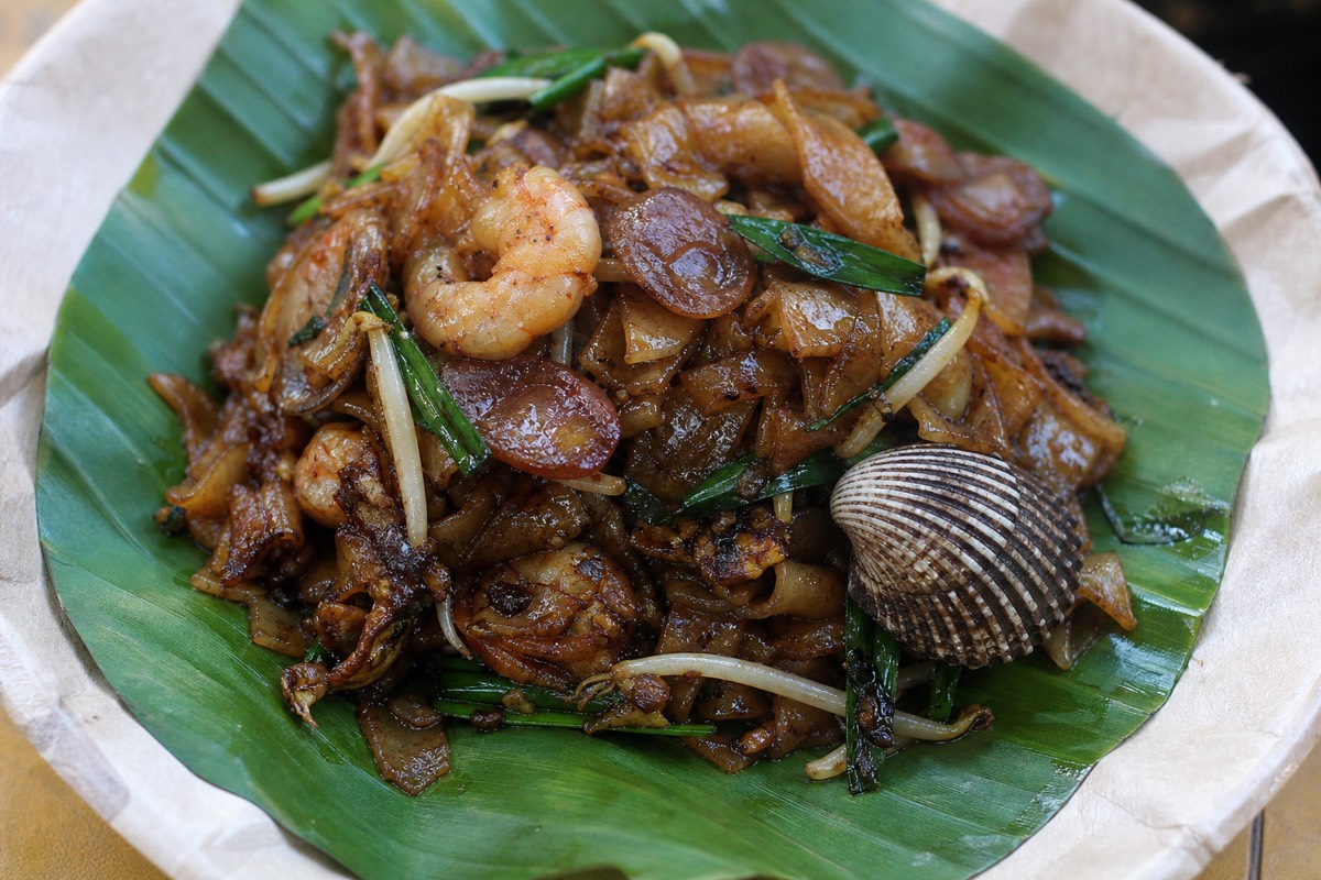 Char kway teow fresh off the wok